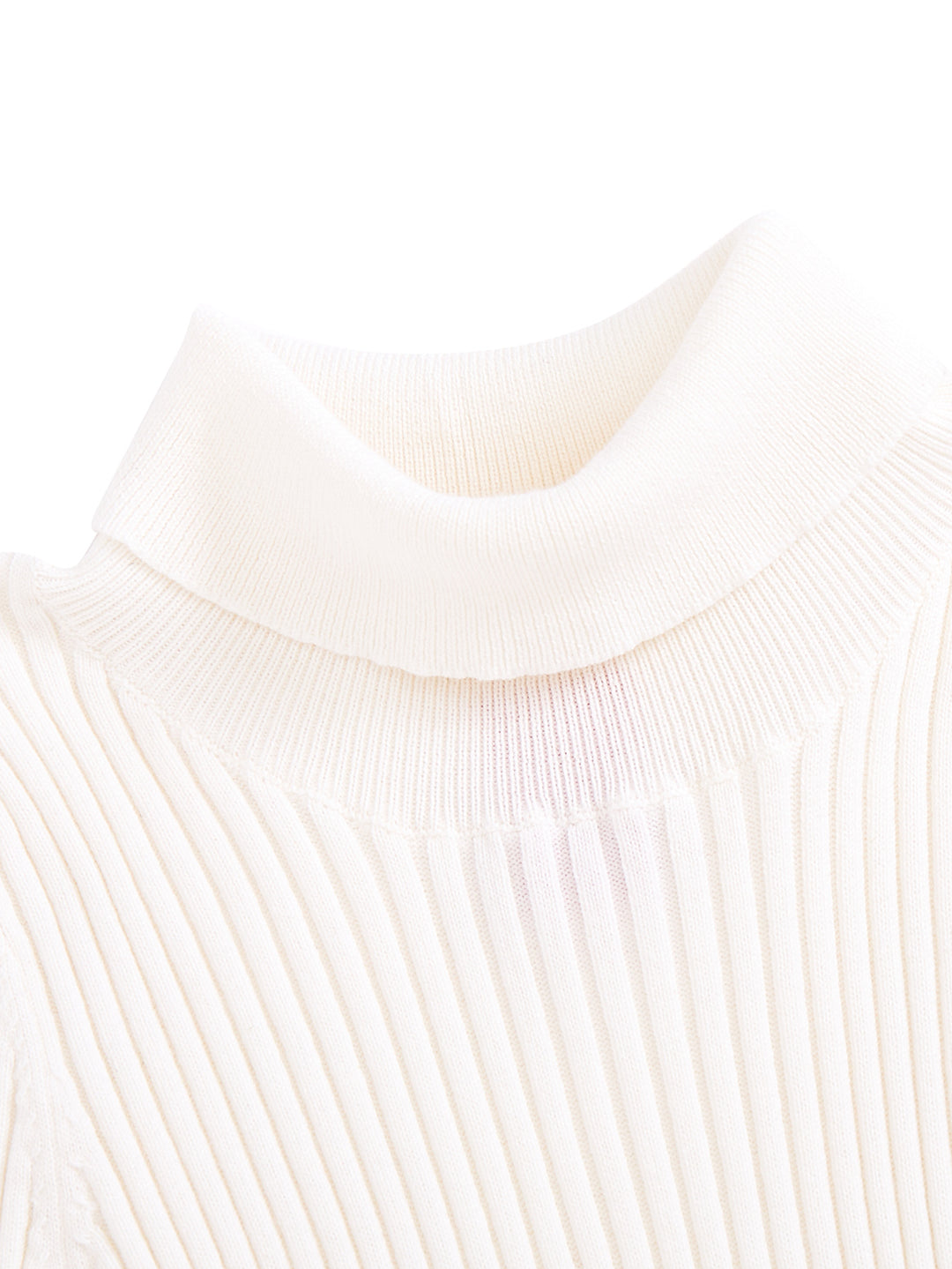 Basic Turtleneck Sweater - Cream White