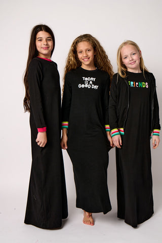 Friends Print Nightgown