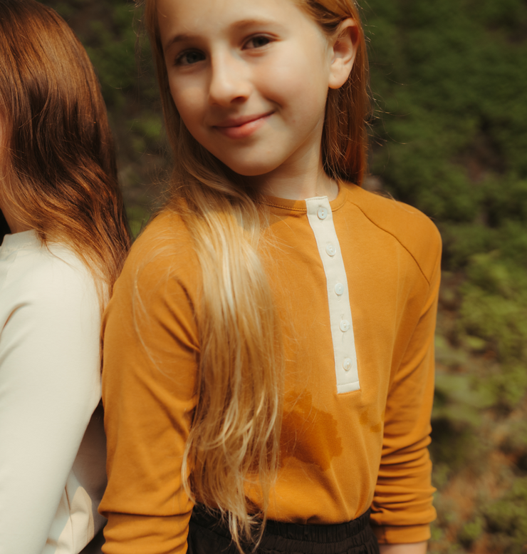 Front Buttons Top - Camel Combo Sand