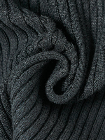Solid Turtleneck Basic Sweater - Black