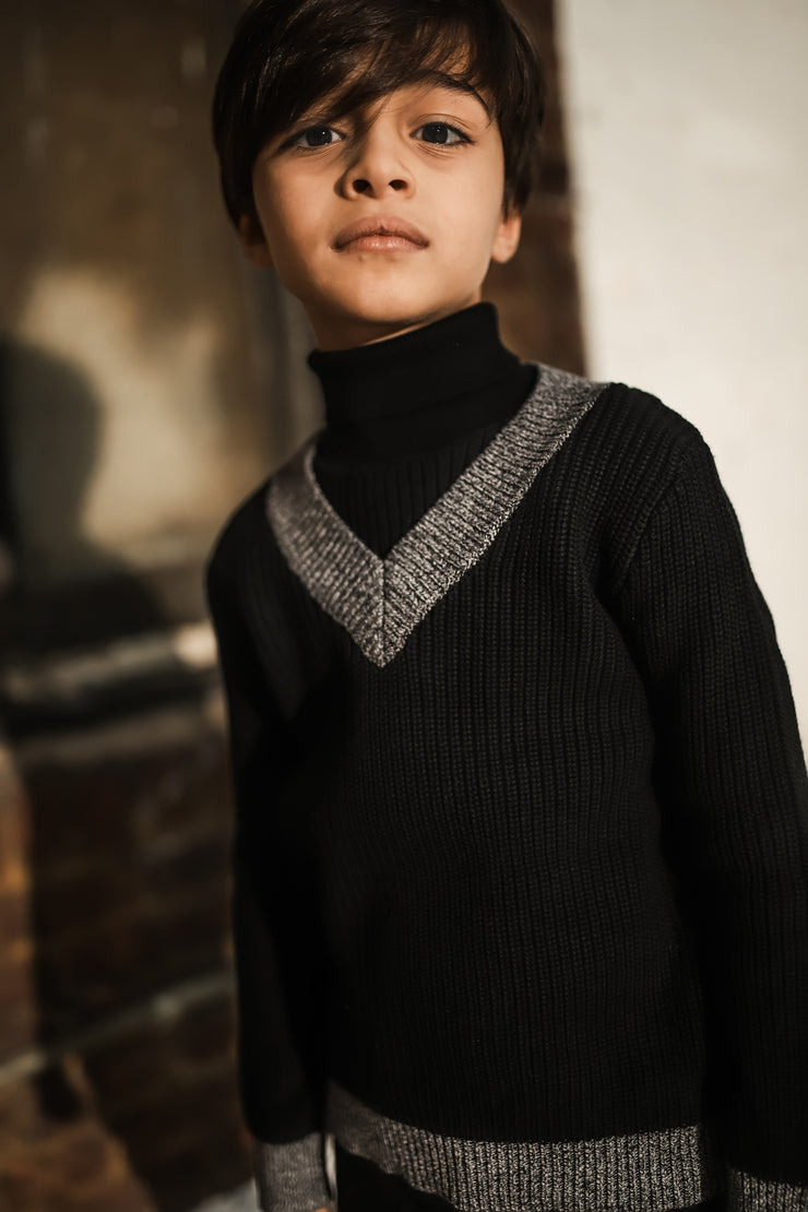 V Neck Combo - Black